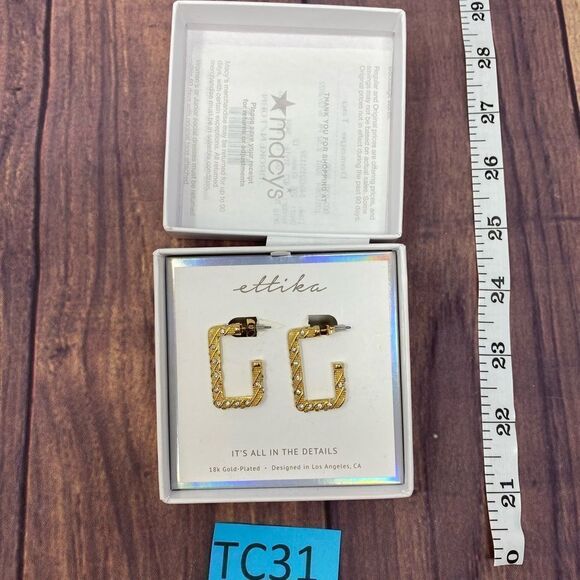ETTIKA CUBIC ZIRCONIA GOLD SQUARE EARRINGS TC31 - Picture 3 of 3
